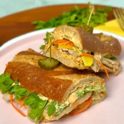 Sandwich explosion Mily