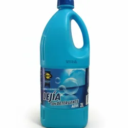 Lejia con detergente azul 2LT
