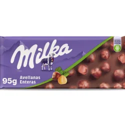 Milka de avellanas enteras