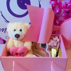 Caja con cubierta de acrílico