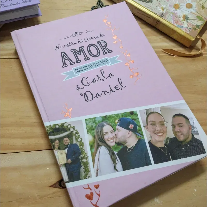 Agenda con collage de fotos