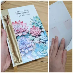 Agenda planner de suculentas con portalapiz dorado