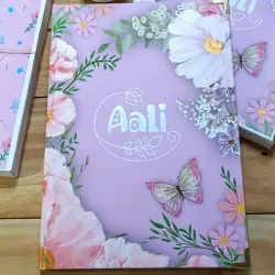 Álbum scrapbook de flores y mariposas 