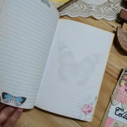 Diario vintage de mariposas 