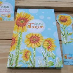 Diseño de girasoles con fondo azúl 