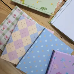 Diseños patrón de colores pasteles 