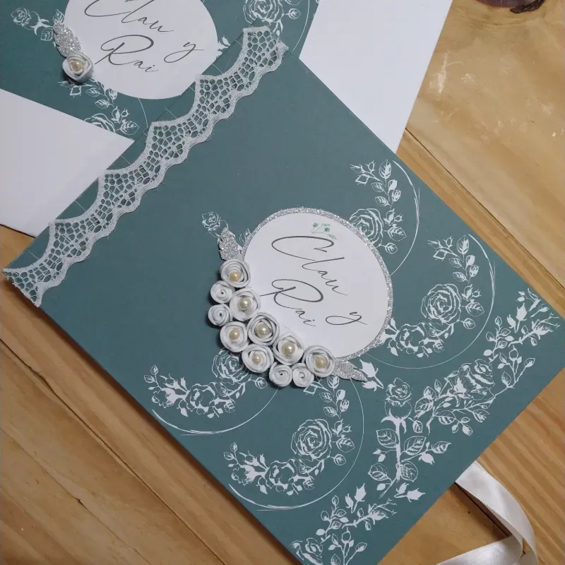 Libro de firmas azul de rosas