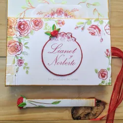 Libro de firmas blanco de rosas rojas