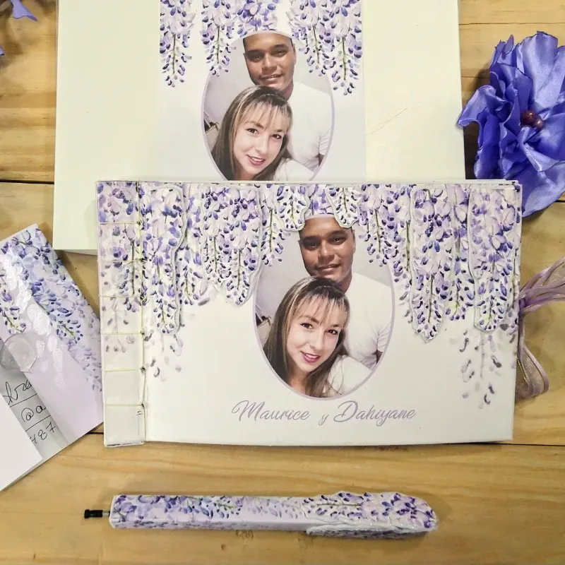 Libro de firmas de flores caídas con foto