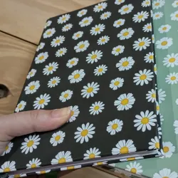 Agenda de margaritas color negro