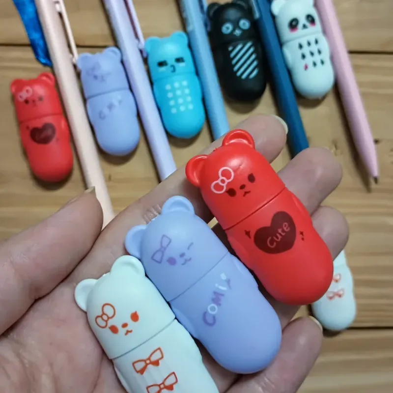 Gomas de borrar con estuche kawai