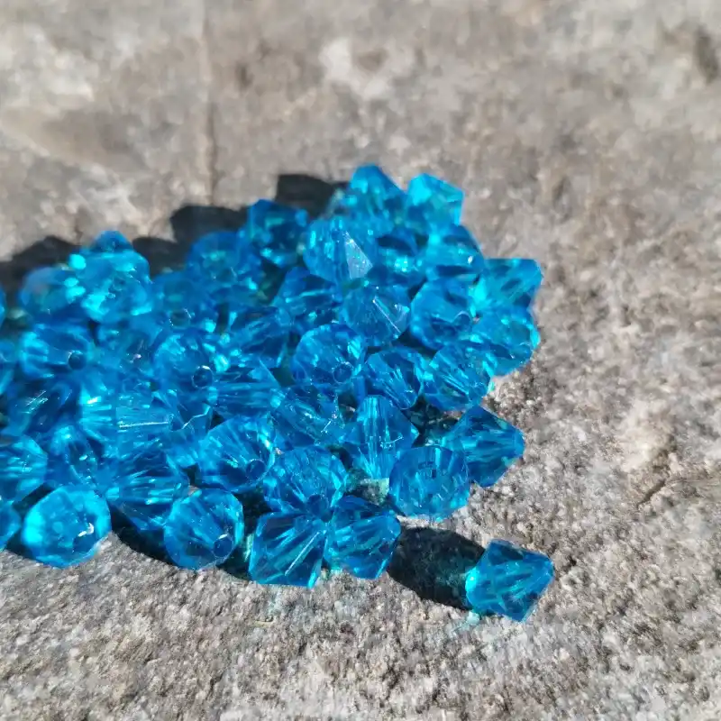 Biconos turquesa