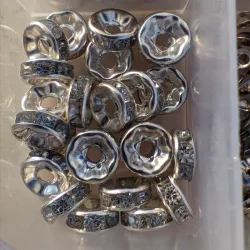 Separadores plateados con brillantes