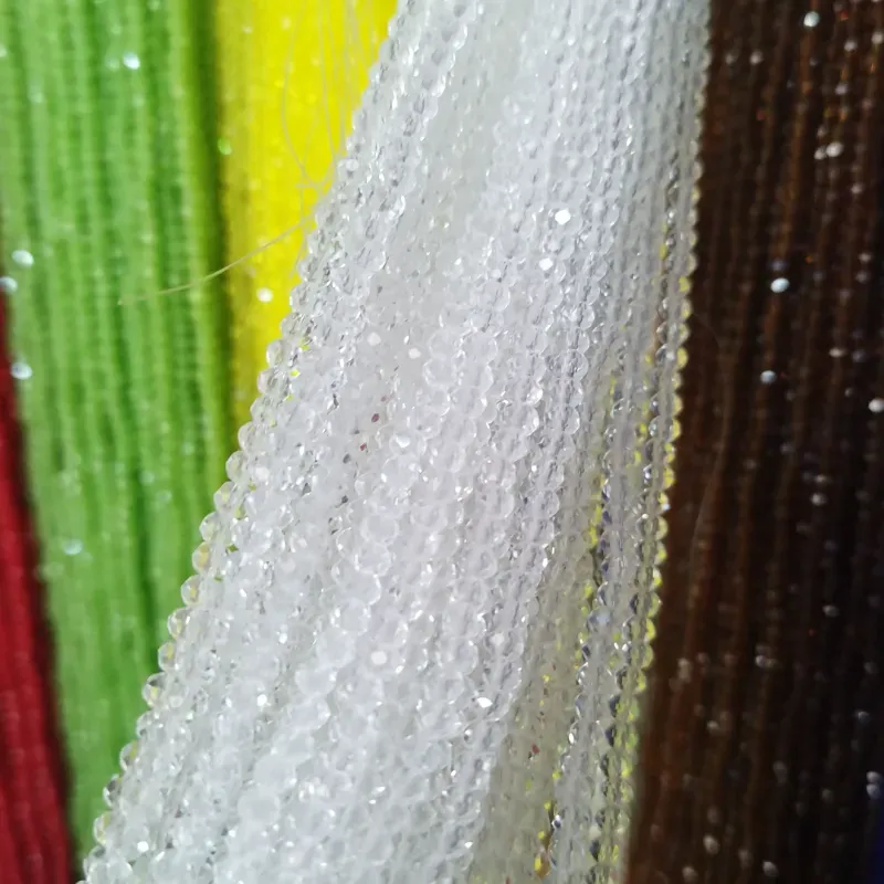 Swarosvki 4 mm agua 