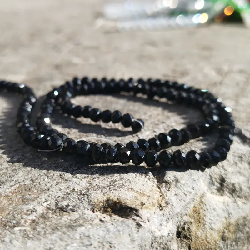Swarosvki 4 mm negro