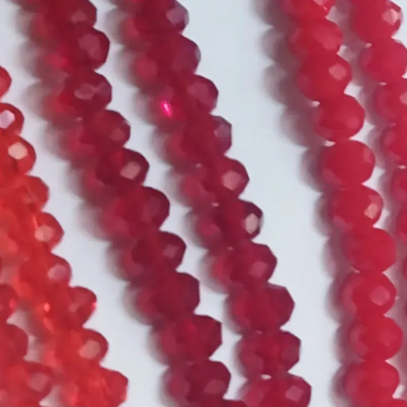 Swarosvki 4 mm rojo cristal oscuro 