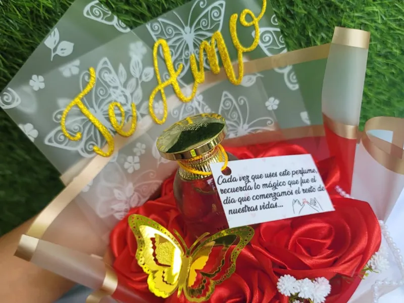 RAMOS DE FLORES ETERNAS 