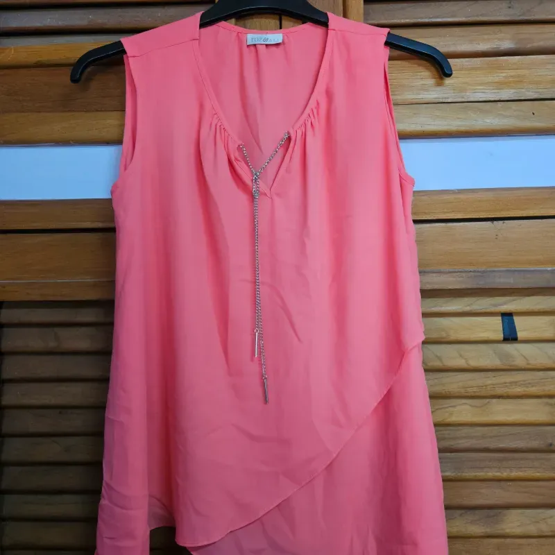 Blusa asimetrica color mamey