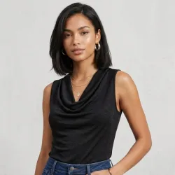 Blusa negra desmngada