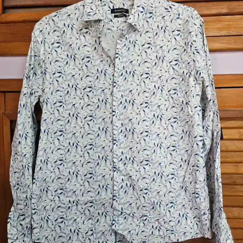 Camisa estampada de hombre
