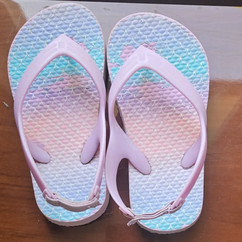 Chancletas de niña