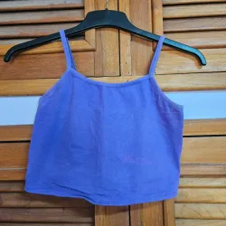 Blusa corta violeta