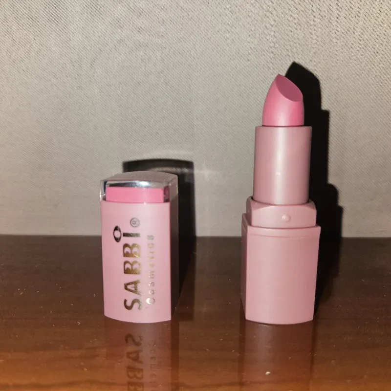 Labial mate en barra