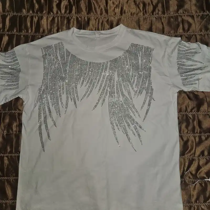 Pulover blanco con brillos