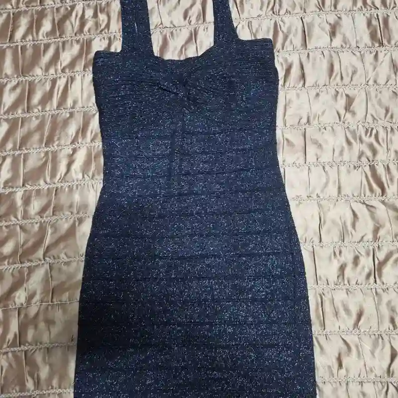 Vestido de brillo de tirantes