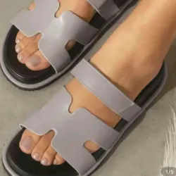 Sandalias hermes