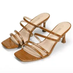 Zapatos altos