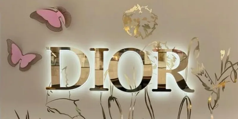 Dior