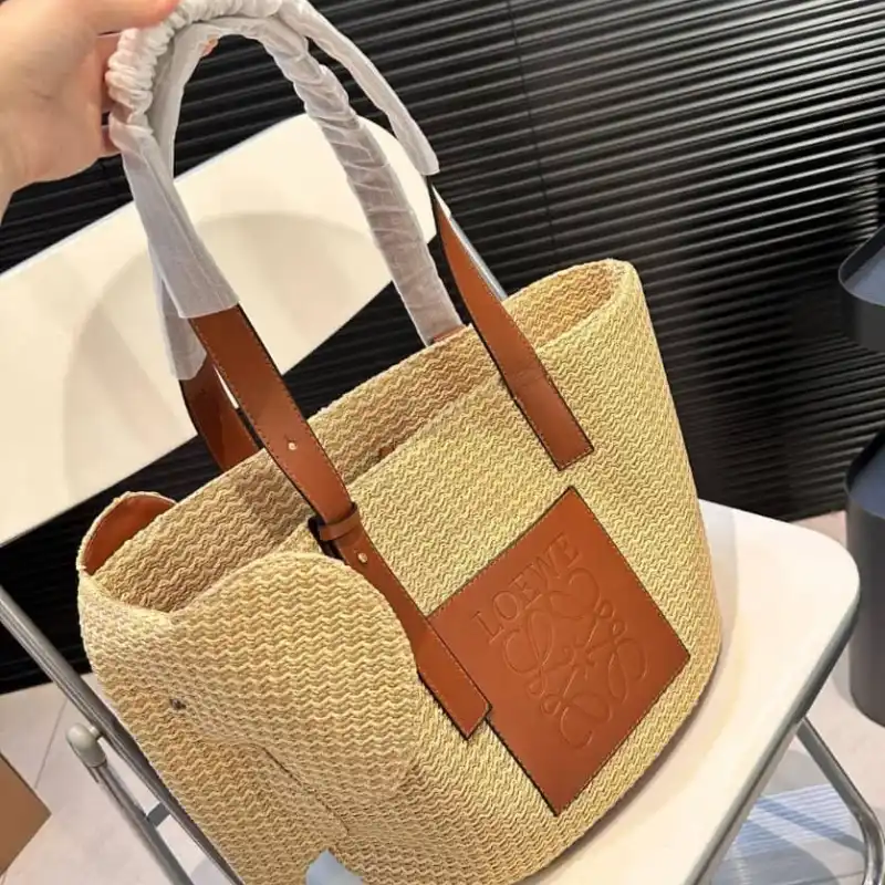 Cartera Loewe