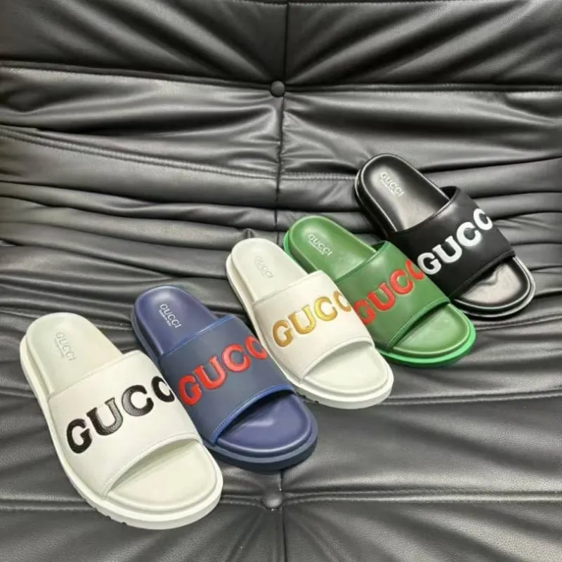 Chancletas Gucci 