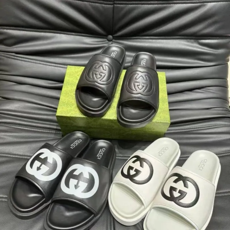 Chancletas Gucci 