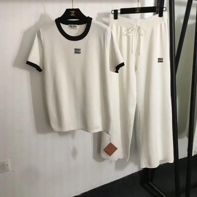 Conjunto de Miu Miu