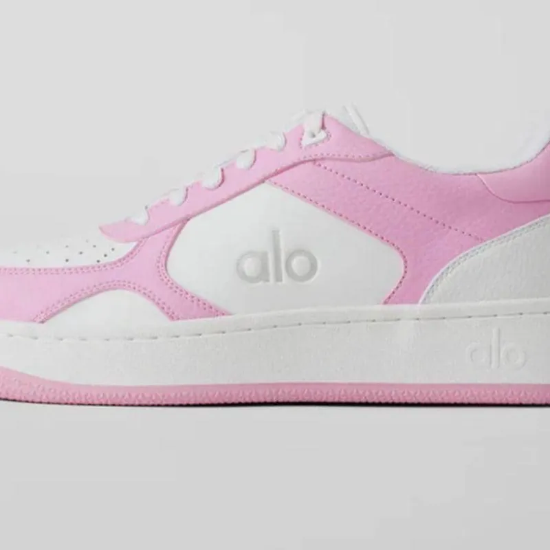 Tenis alo