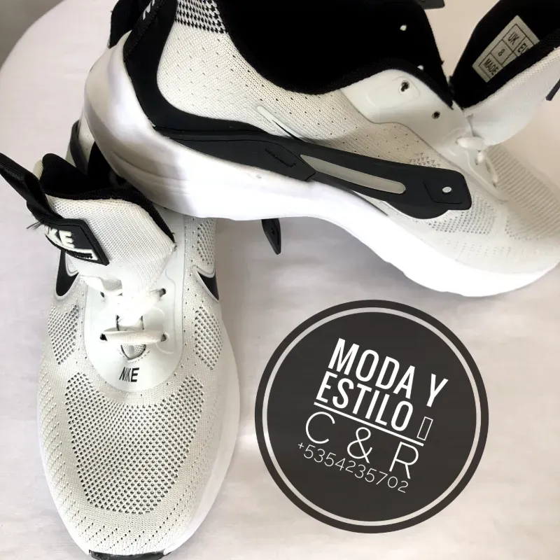 Nike ( Blancos )