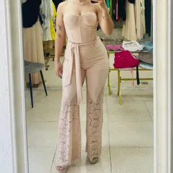 Conjunto de corset y pantalón rosado pálido 