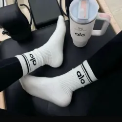 Medias alo blancas, negras y beige 