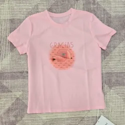 Pulover rosado de gorra