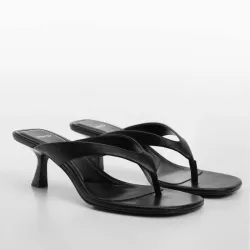 Sandalias negras de tacón Mango