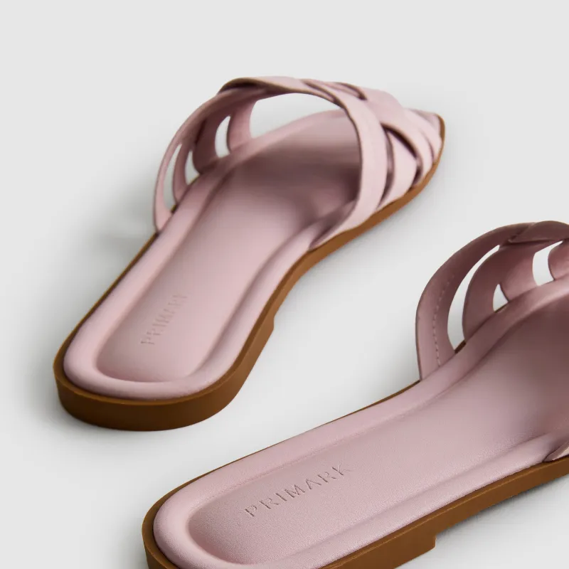 Sandalias planas rosa