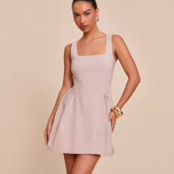 Vestido beige tipo corset