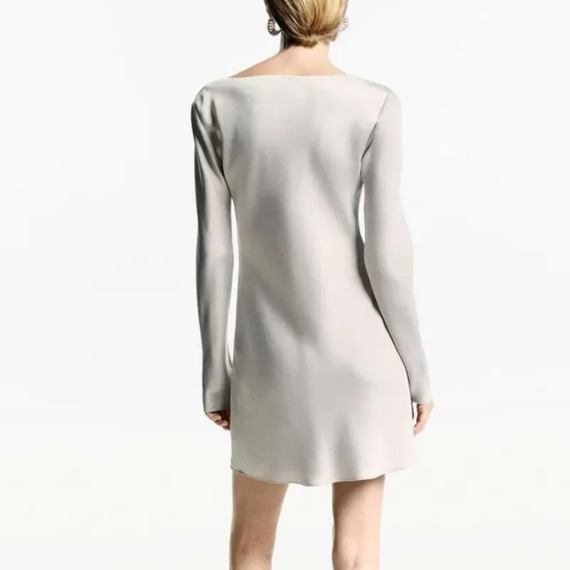 Vestido de satin plateado Mango de mangas largas