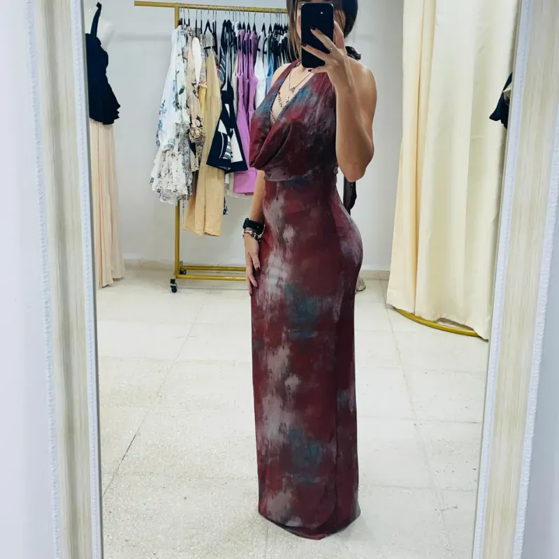 Vestido largo estampado con cadenas alante y espalda descubierta 
