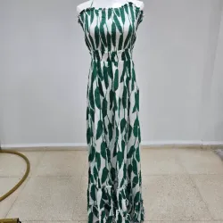Vestido largo verde estampado de hojas