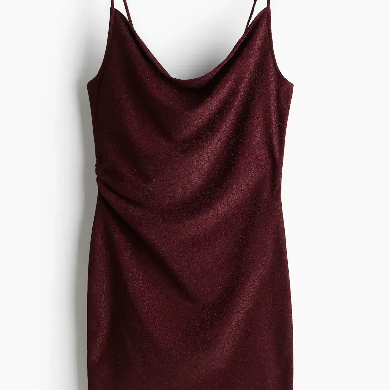 Vestido rojo con brillos Mango ajustado al cuerpo