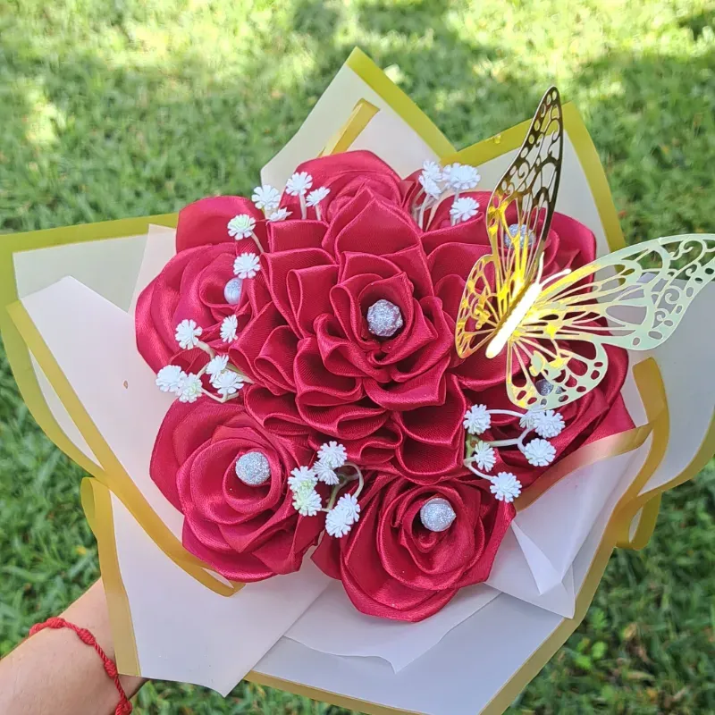 6 Rosas y 1 Dalia