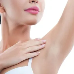 Armpit hair removal with wax